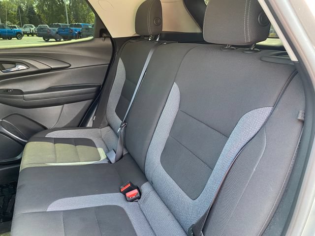 Used 2023 Chevrolet TrailBlazer LT FWD image 18