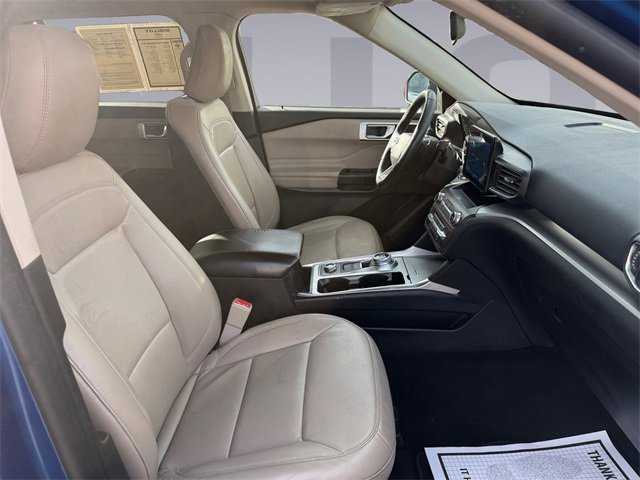 Used 2020 Ford Explorer XLT w/ Equipment Group 202A image 17