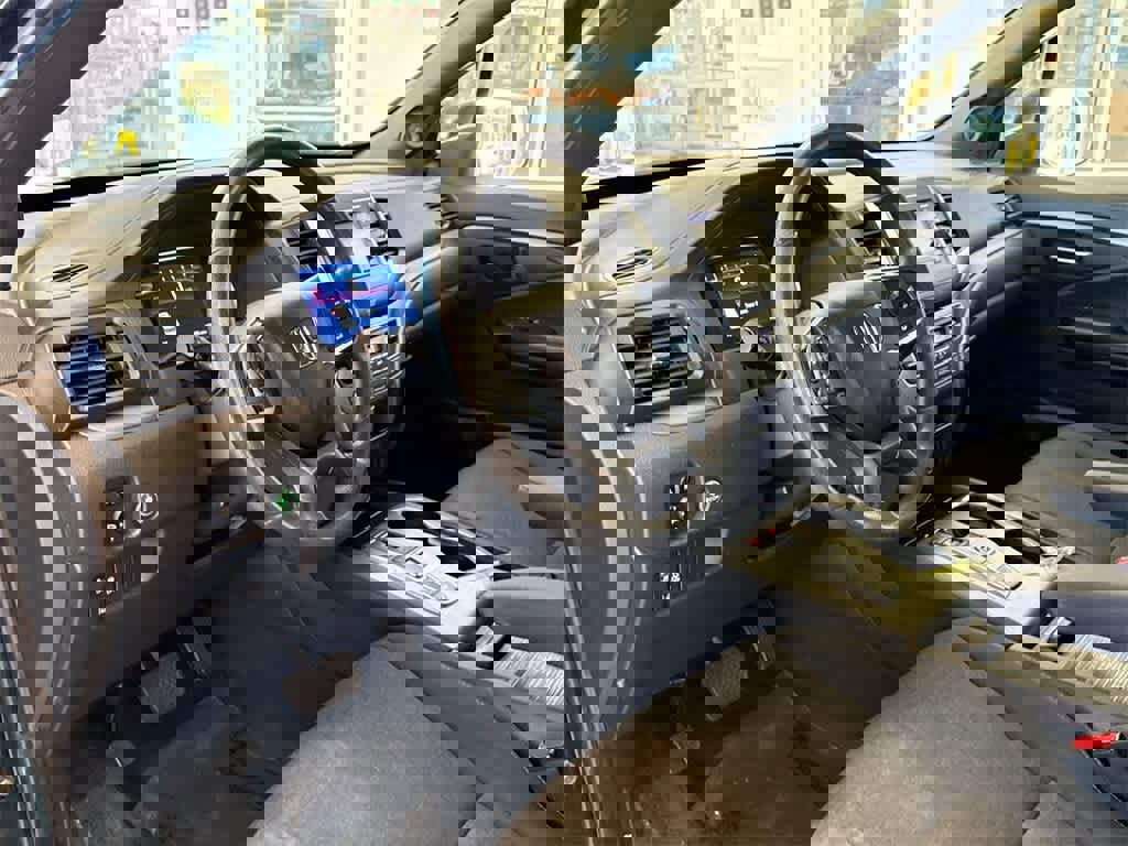 Used 2019 Honda Passport Sport image 10