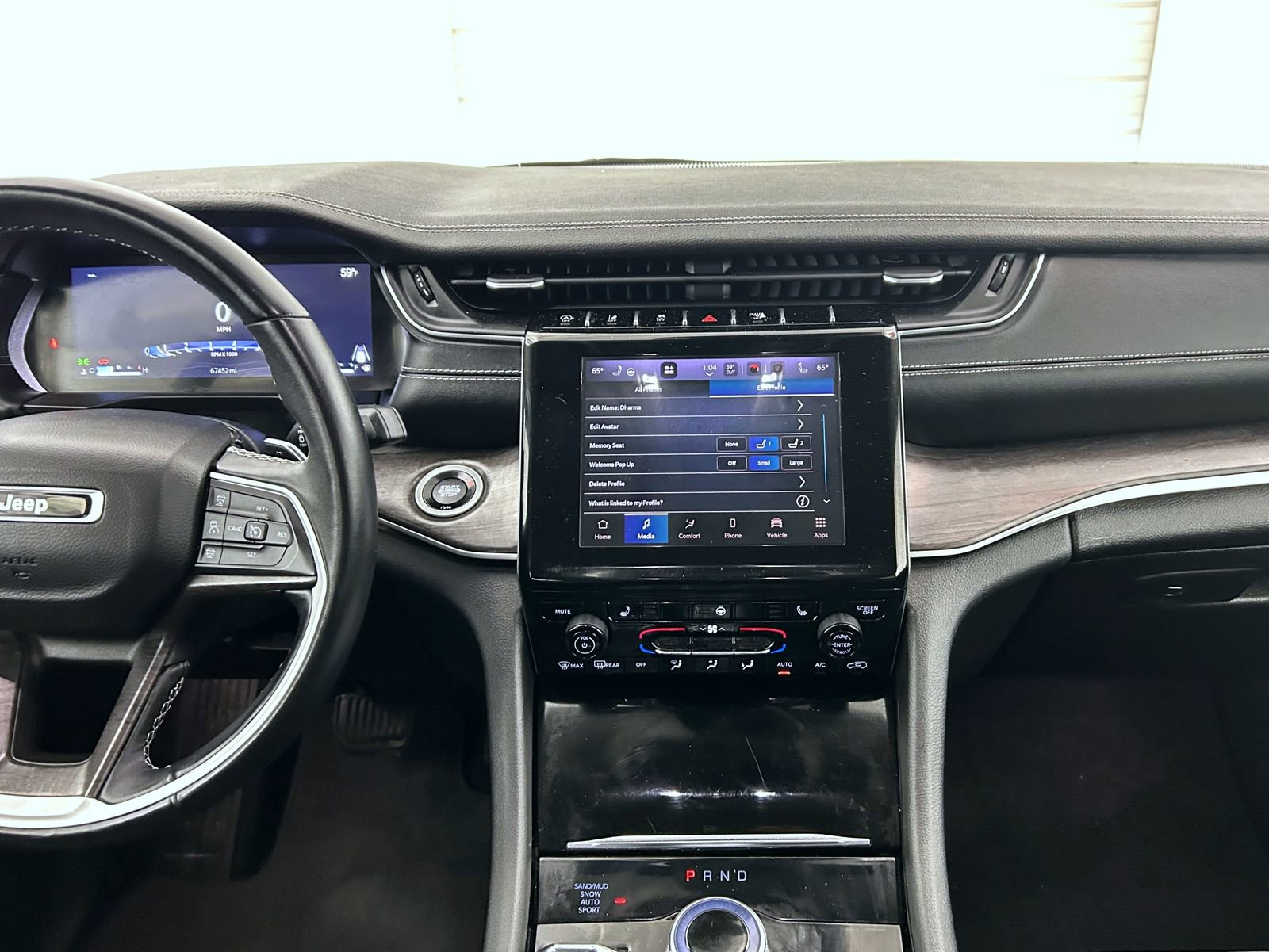 Certified 2022 Jeep Grand Cherokee L Limited image 12