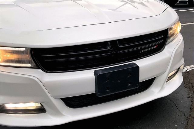Used 2015 Dodge Charger SXT RWD image 30