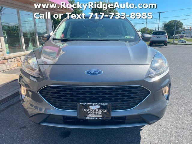 Used 2022 Ford Escape SEL w/ Class II Trailer Tow Package image 2