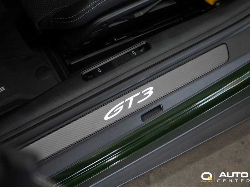 Used 2026 Porsche 911 GT3 RWD image 19