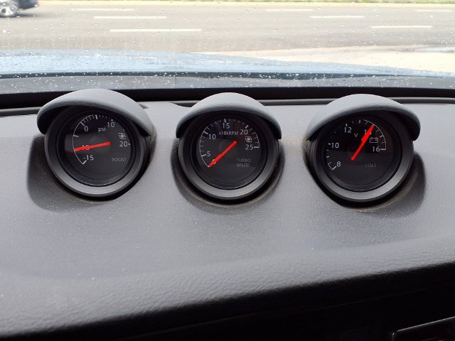 Used 2024 Nissan Z NISMO w/ Floor Mat Package RWD image 28