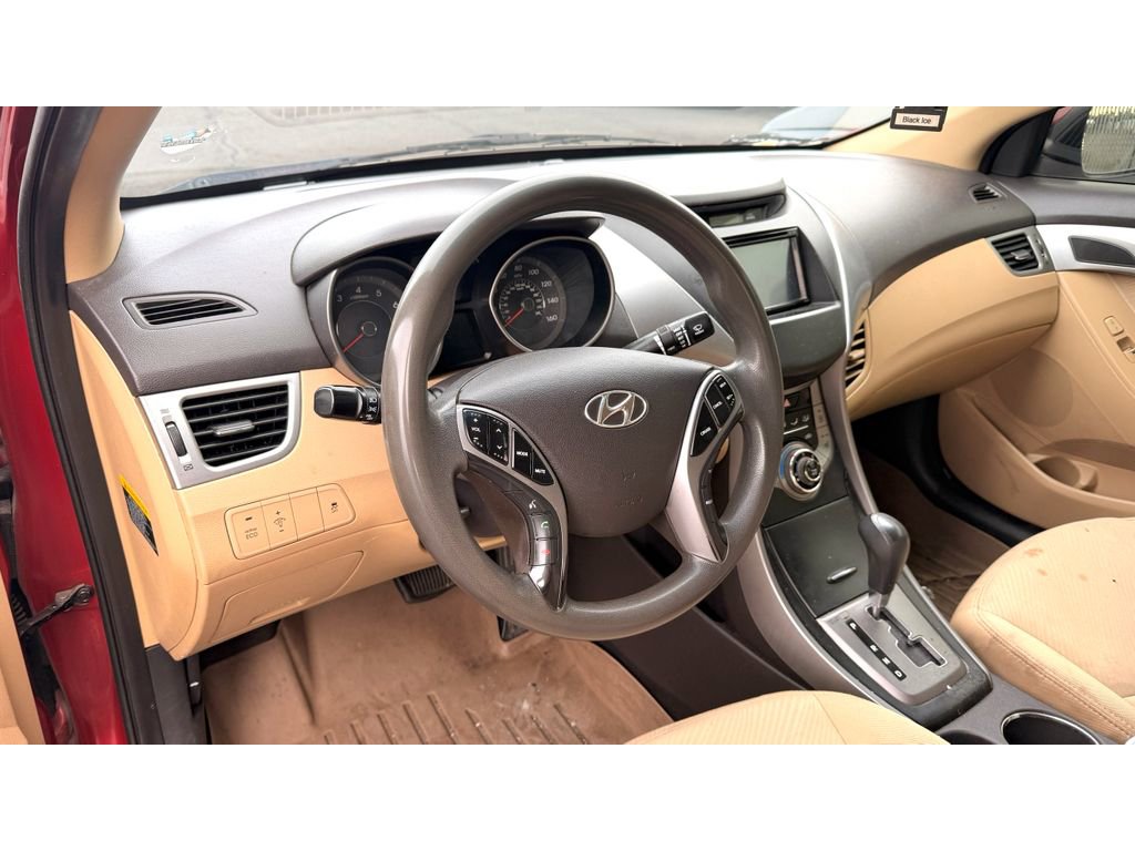 Used 2013 Hyundai Elantra GLS w/ Preferred Pkg image 3
