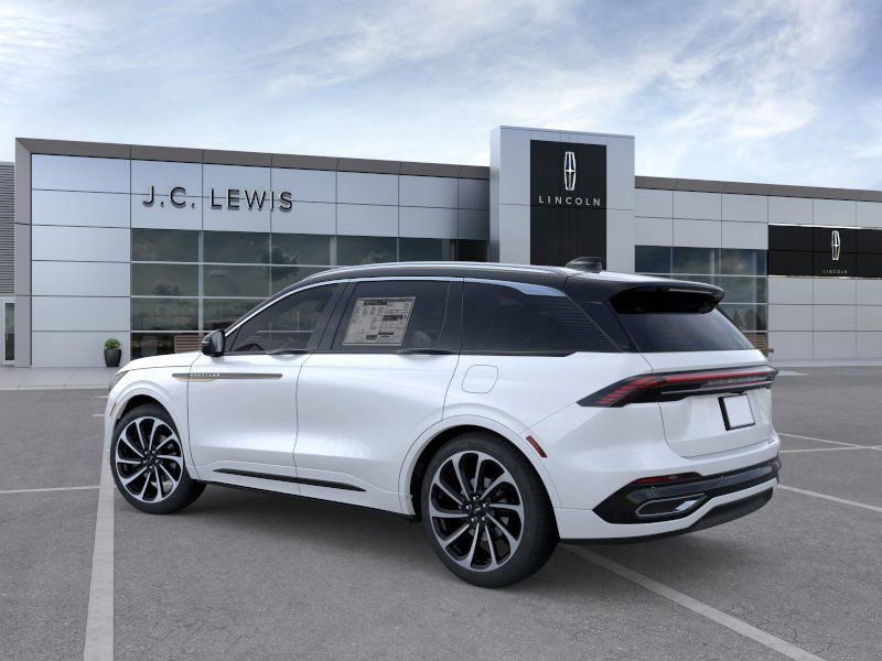 New 2026 Lincoln Nautilus Black Label image 5