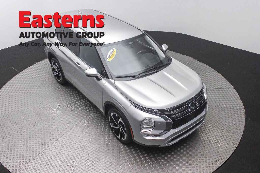 Used 2024 Mitsubishi Outlander SE AWD/4WD image 4