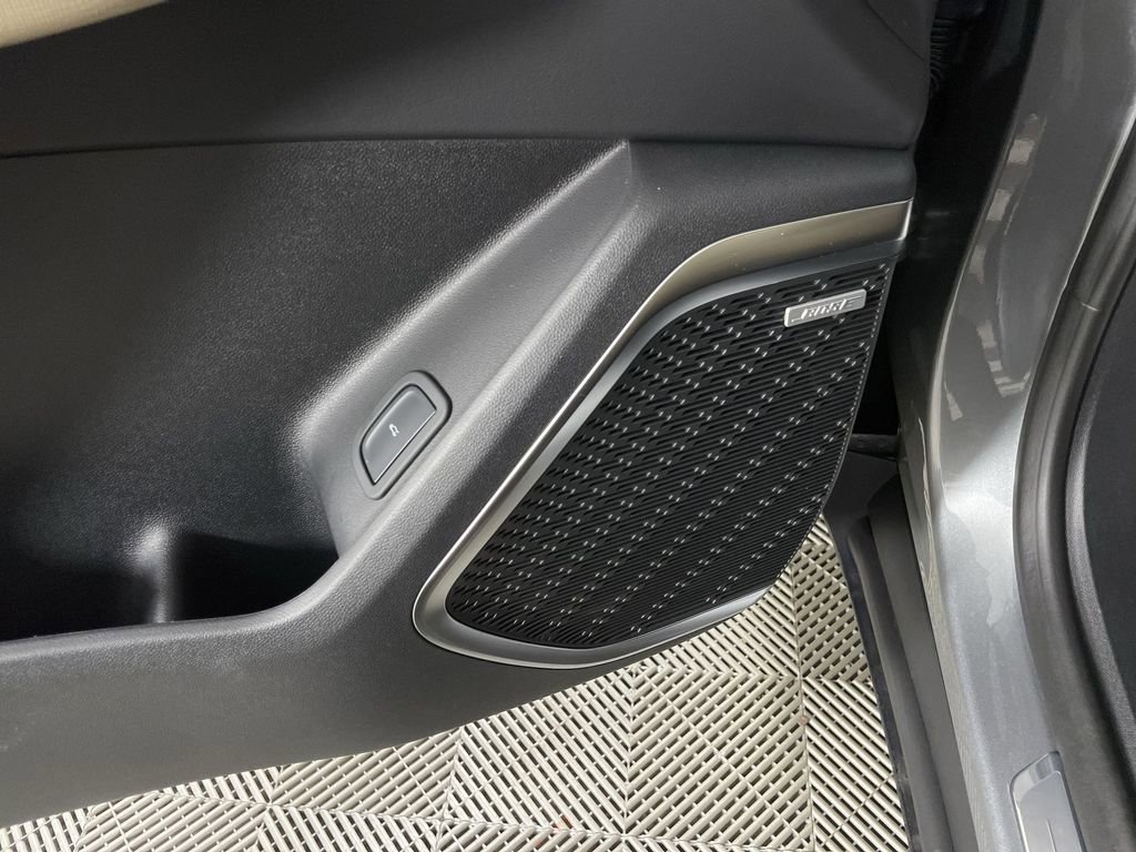 Used 2025 Buick Enclave Preferred image 23