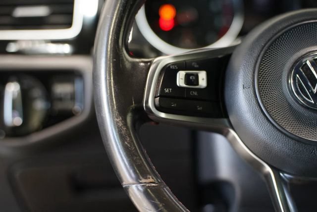 Used 2018 Volkswagen GTI Autobahn FWD image 29