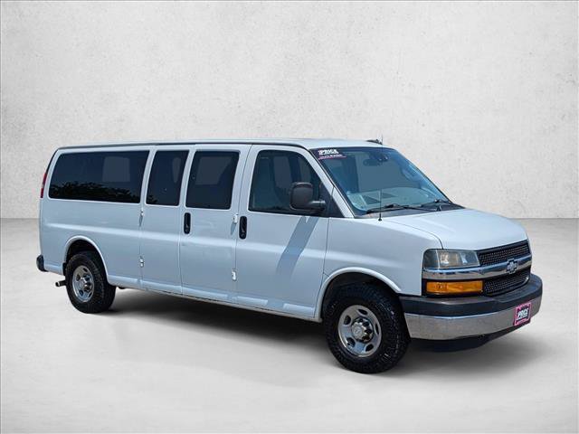 Used 2019 Chevrolet Express 3500 LT w/ LT Preferred Equipment Group RWD image 3