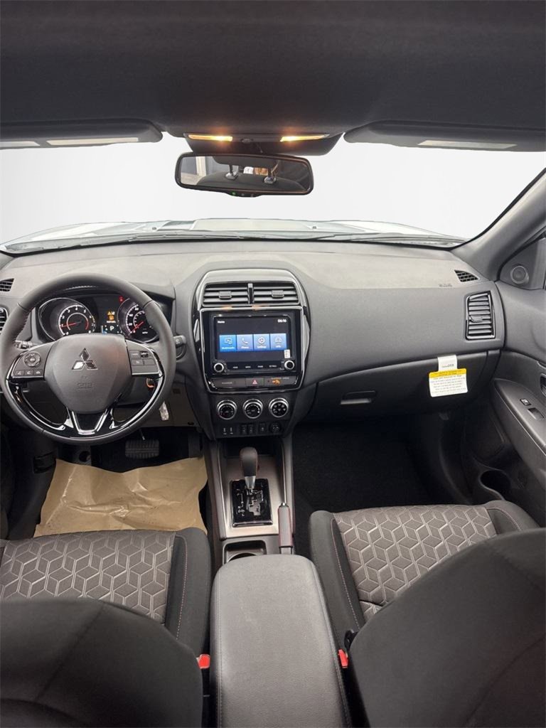 New 2025 Mitsubishi Outlander Sport AWD image 36