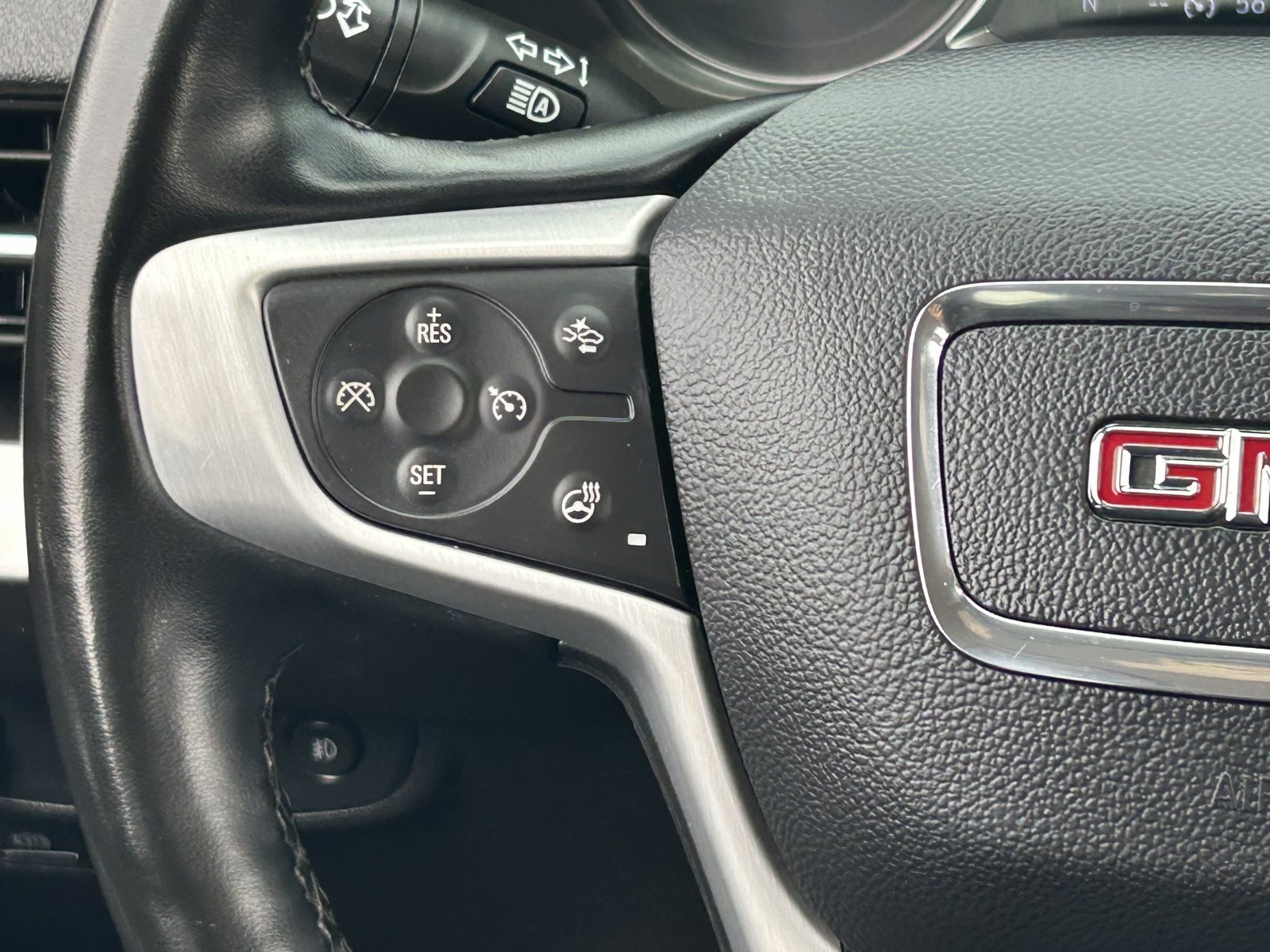Certified 2024 GMC Terrain SLT AWD/4WD image 23