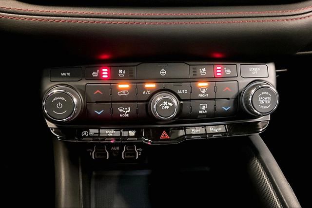 Used 2023 Dodge Durango GT image 15