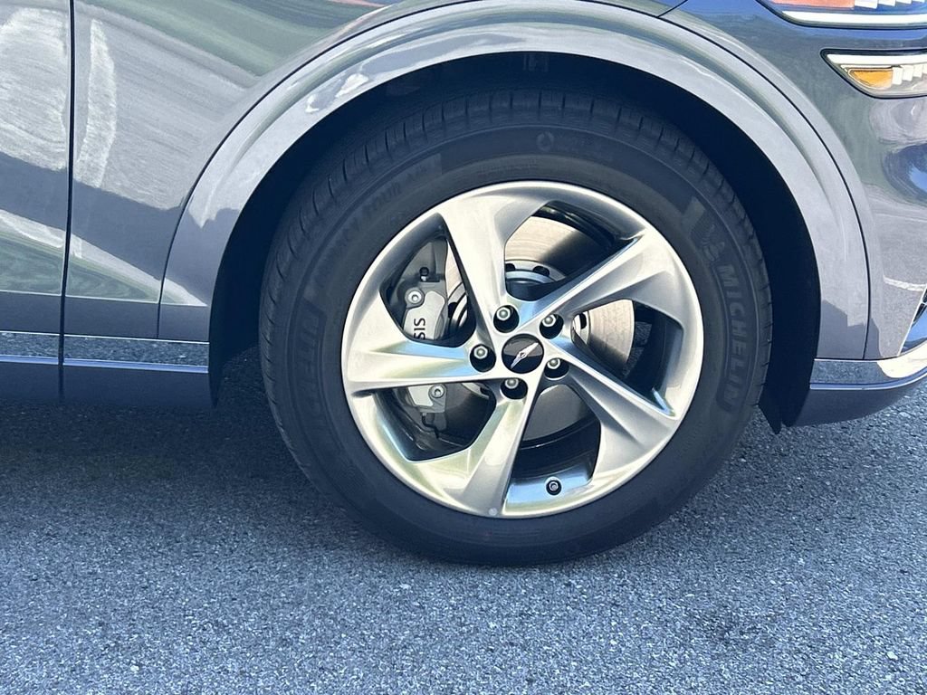 New 2026 Genesis GV70 2.5T Select AWD/4WD image 9