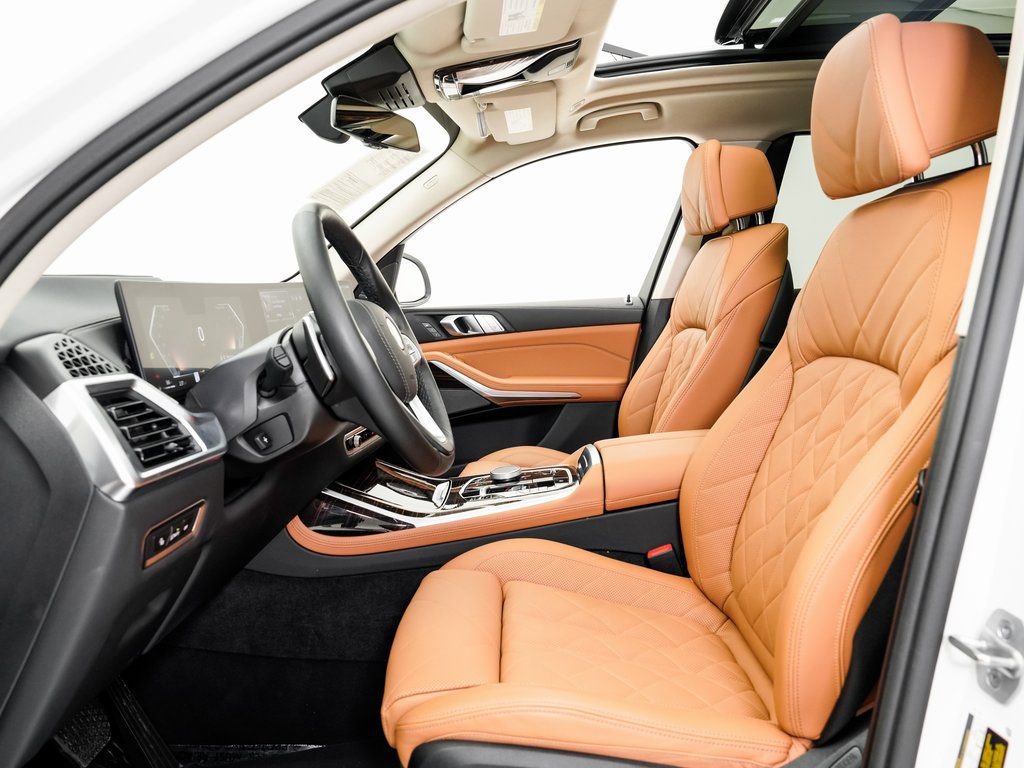 Used 2026 BMW X7 xDrive40i image 6