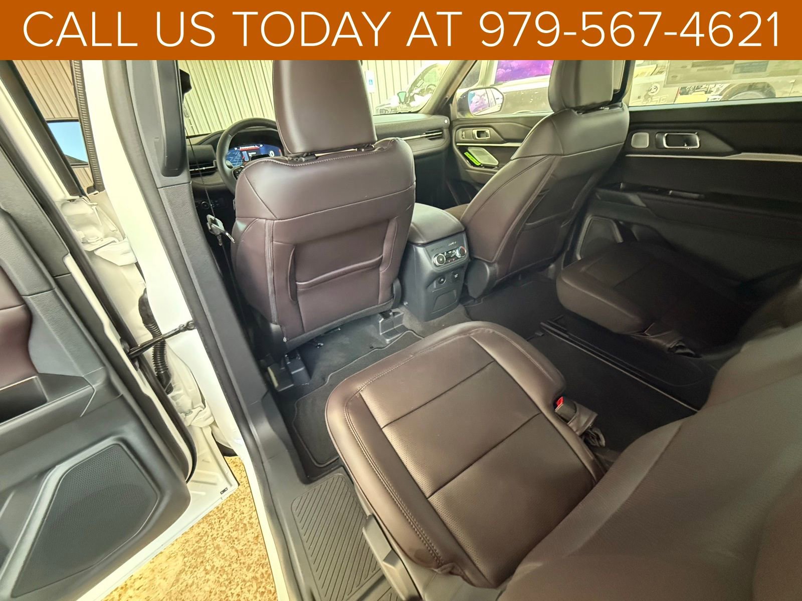 New 2025 Ford Explorer Platinum image 33