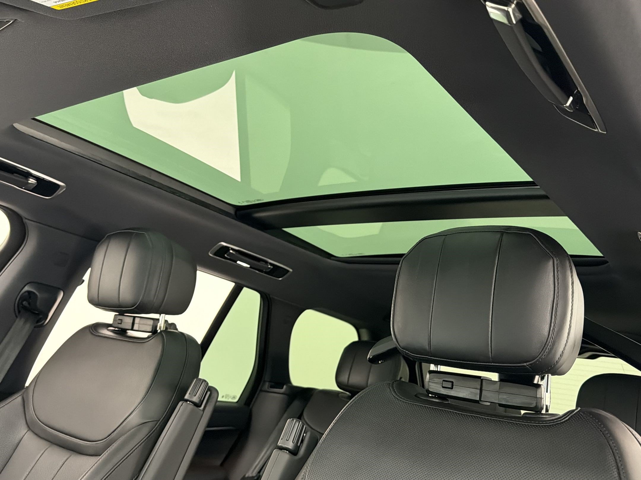 New 2026 Land Rover Range Rover SE AWD/4WD image 23