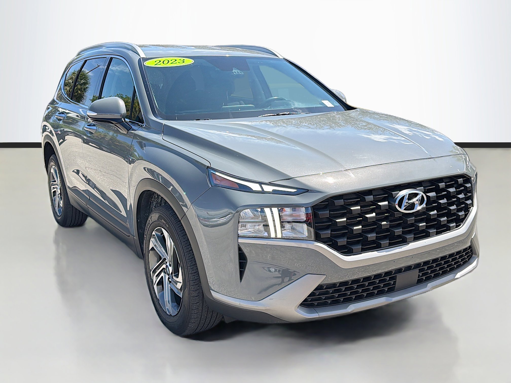 Used 2023 Hyundai Santa Fe SEL image 1