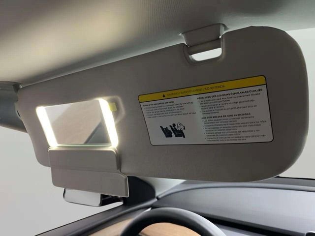 Used 2023 Tesla Model Y Performance image 51