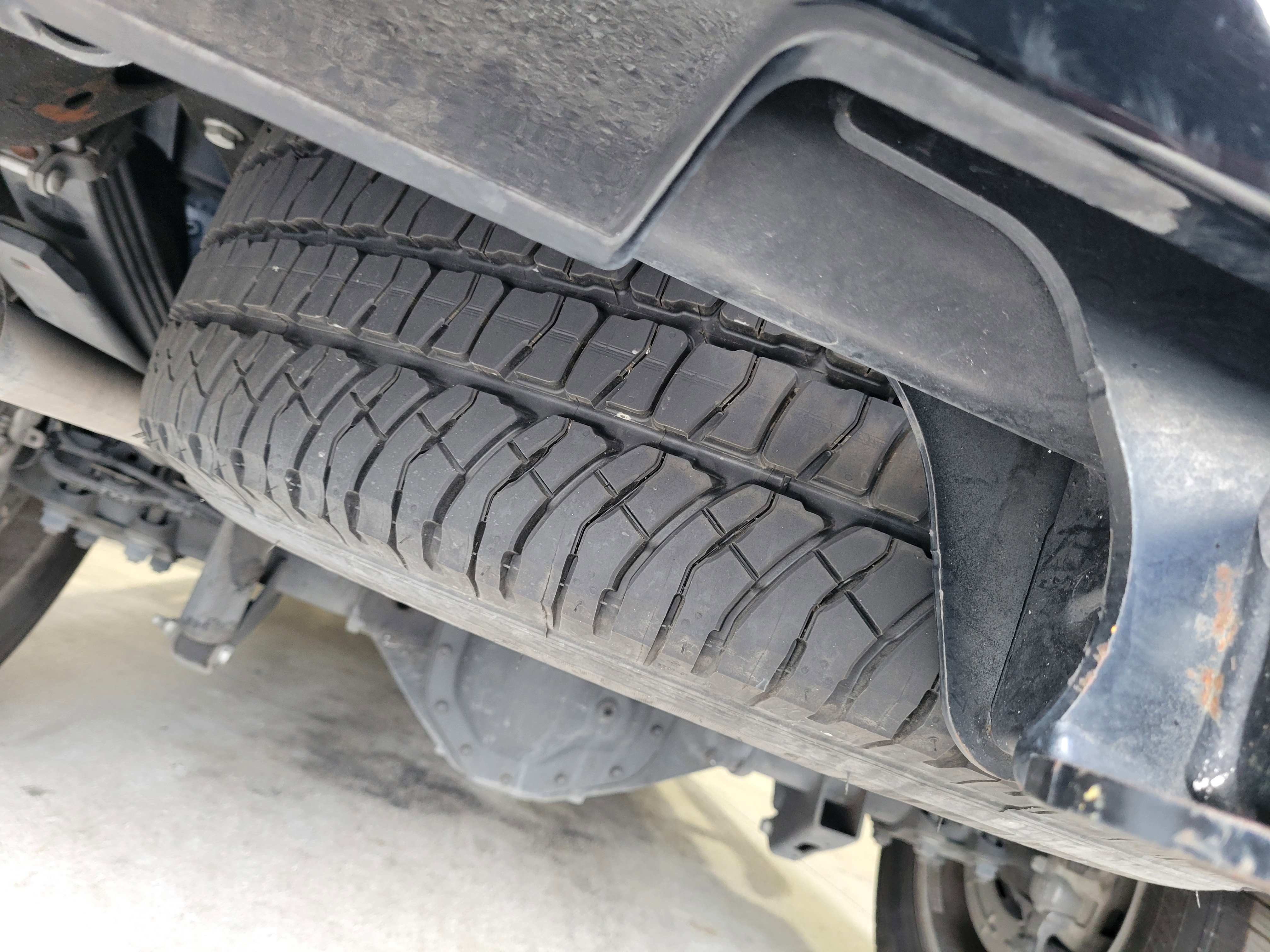 Used 2021 Chevrolet Silverado 2500 Custom w/ Custom Value Package image 43