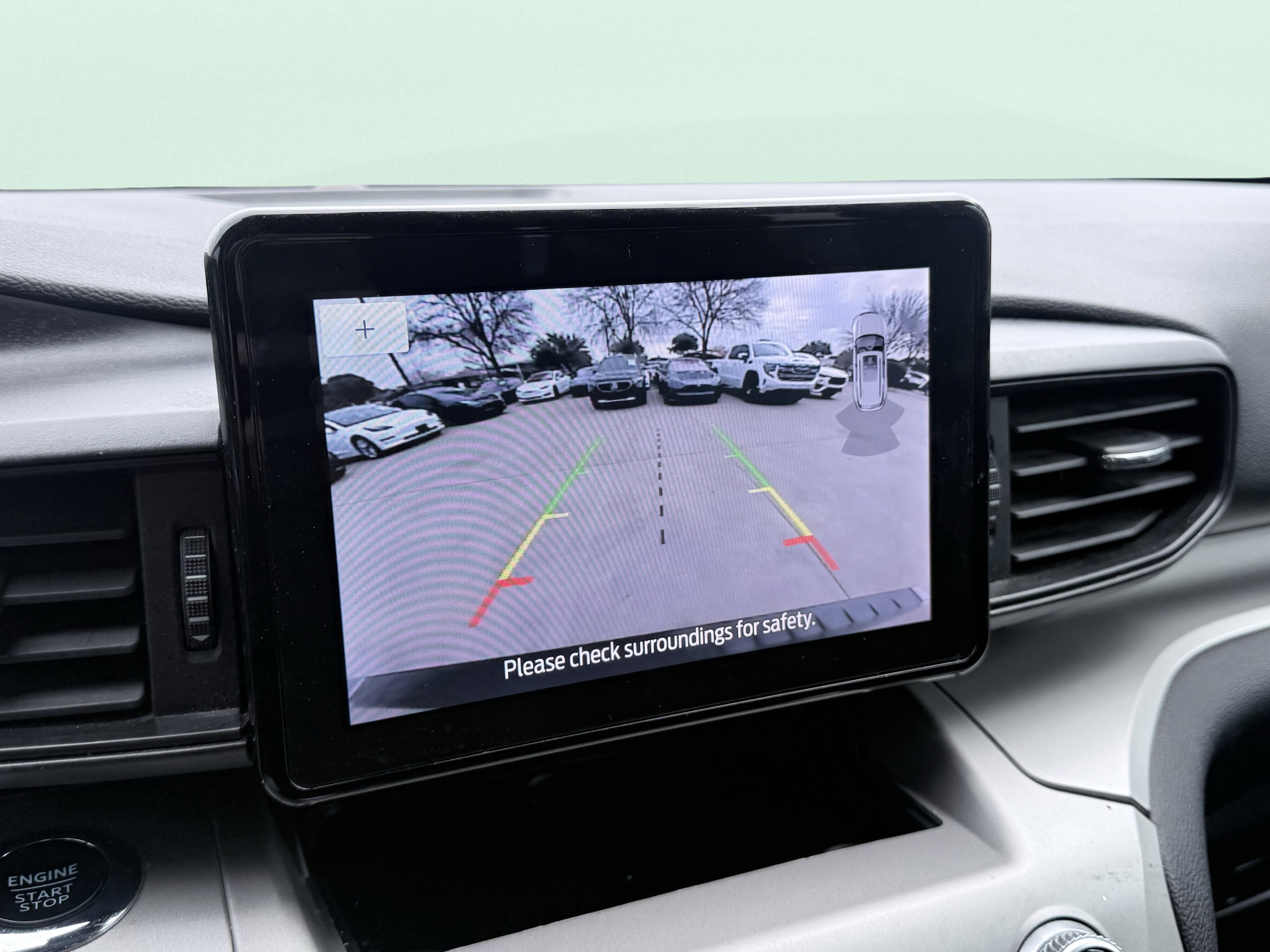 Used 2022 Ford Explorer XLT image 79