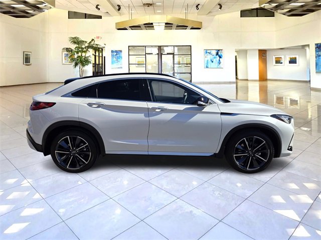 Certified 2025 INFINITI QX55 Luxe w/ Cargo Package image 8