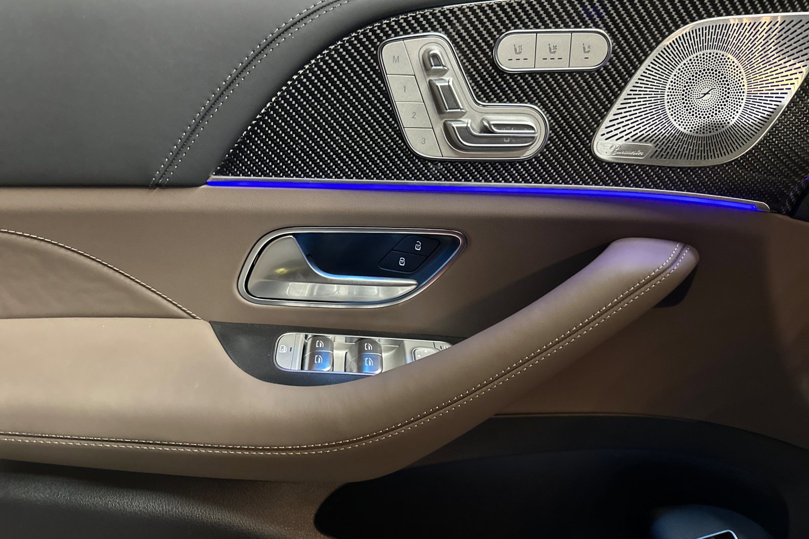 New 2025 Mercedes-Benz GLS 63 AMG 4MATIC image 13