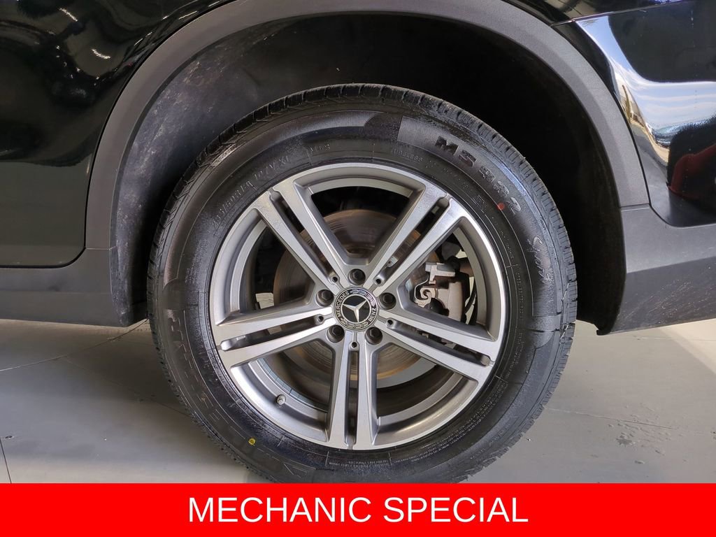 Used 2020 Mercedes-Benz GLC 300 w/ Parking Assistance Package image 13