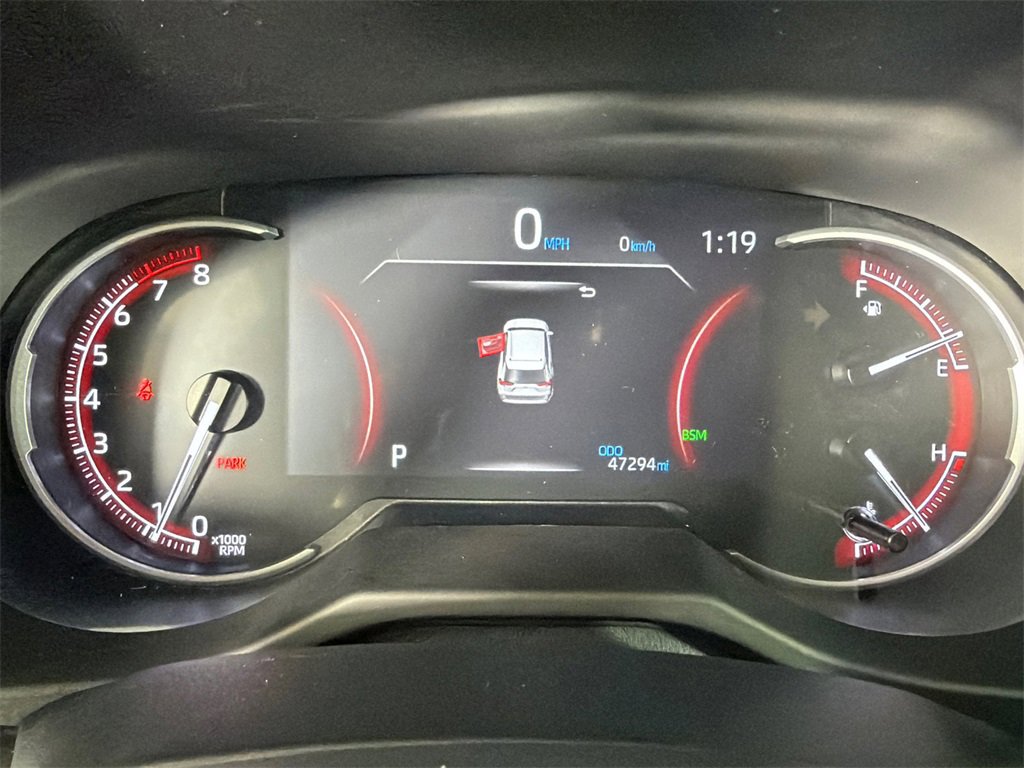 Used 2024 Toyota RAV4 XLE image 26