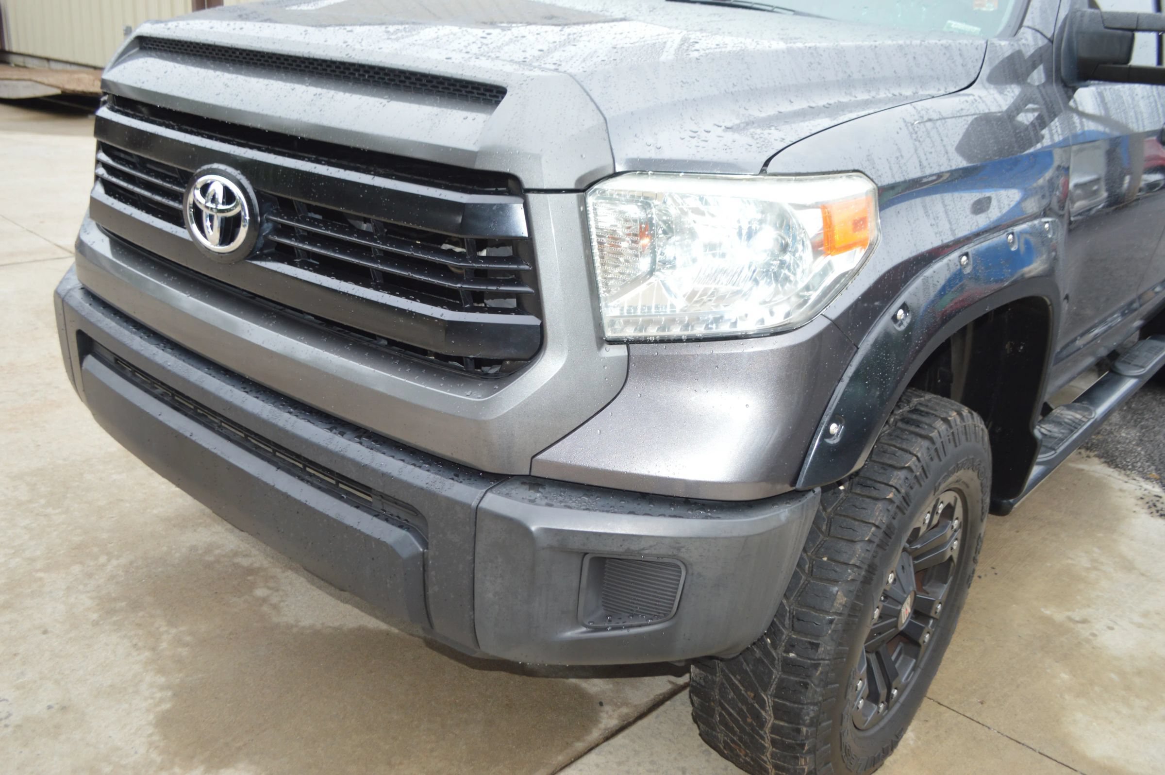 Used 2014 Toyota Tundra SR AWD/4WD image 4