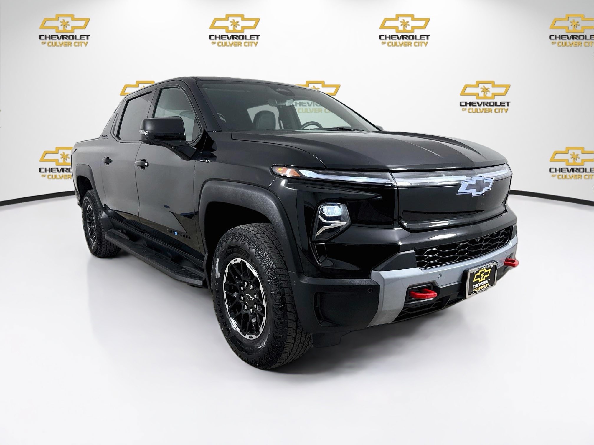 Used 2026 Chevrolet Silverado EV Trail Boss AWD/4WD image 1
