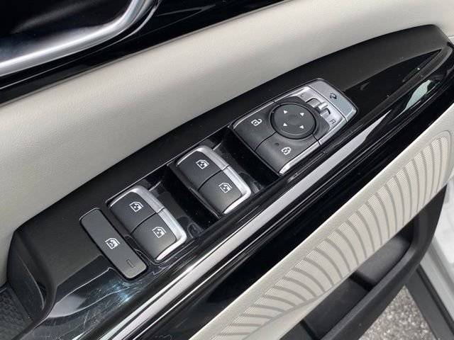 Used 2023 Kia Carnival SX FWD image 12