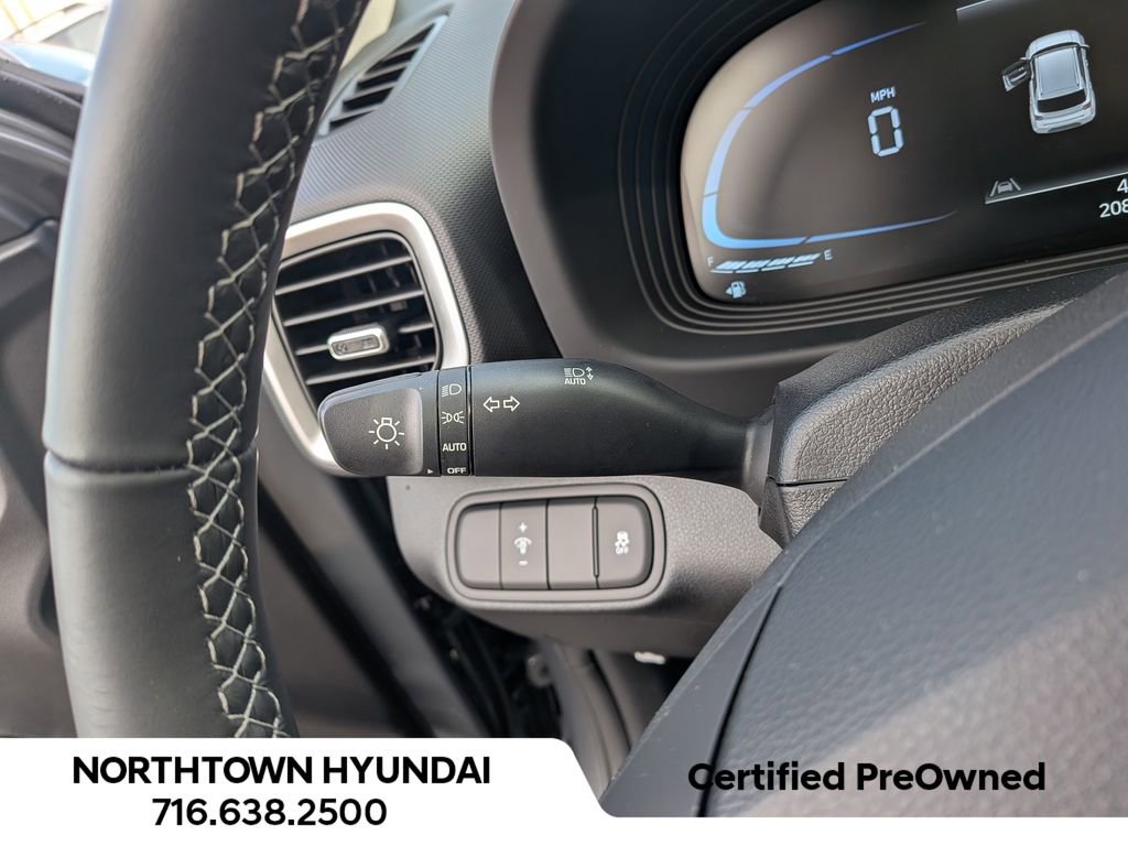 Certified 2026 Hyundai Venue SEL image 29