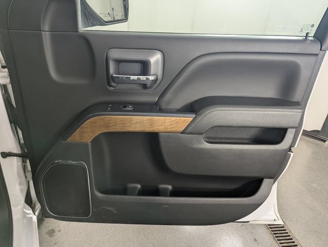 Used 2018 Chevrolet Silverado 1500 LTZ AWD/4WD image 22