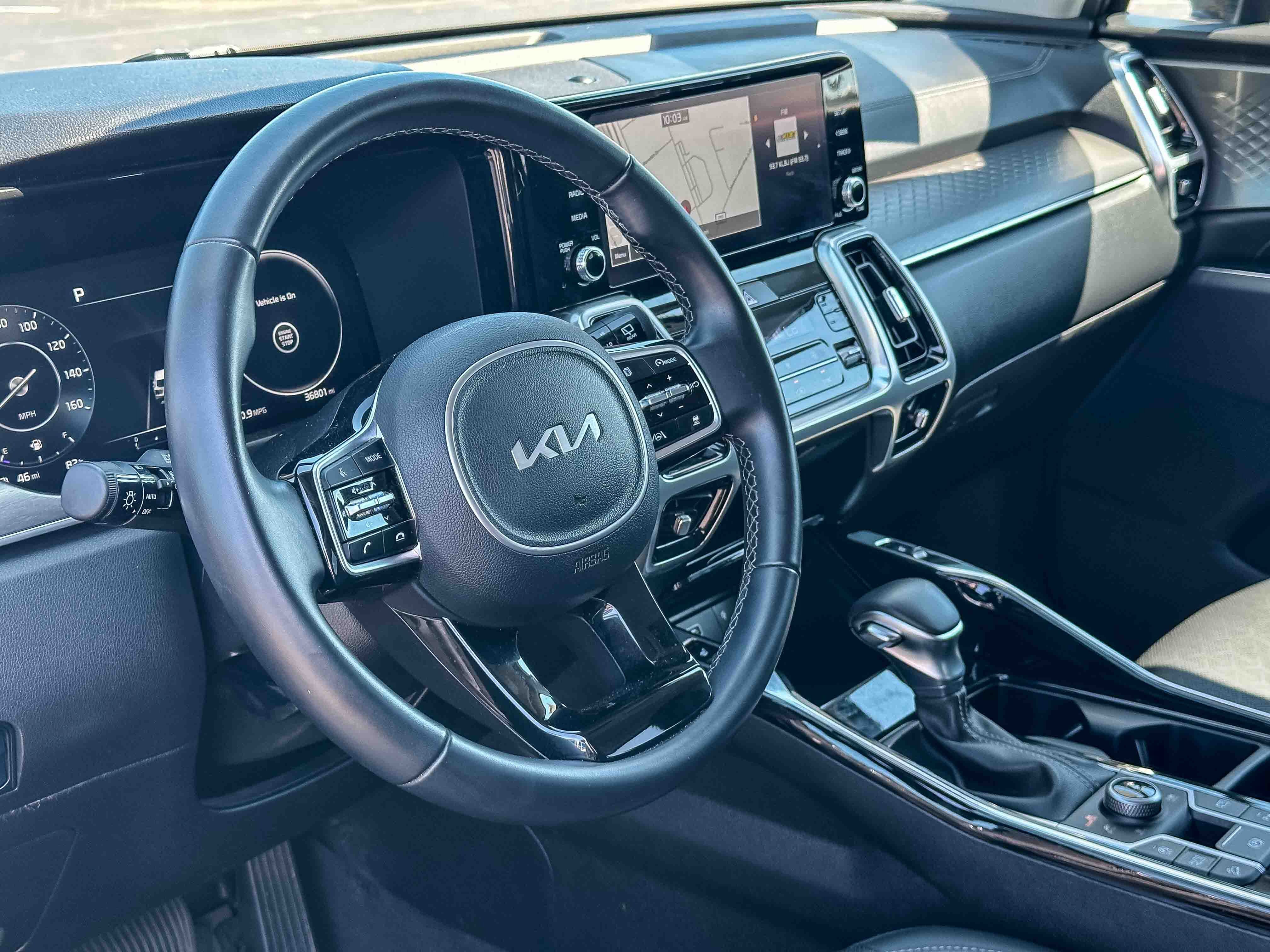 Used 2023 Kia Sorento SX AWD/4WD image 12
