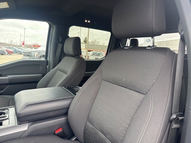 New 2025 Ford F150 XLT w/ Equipment Group 302A MID image 27
