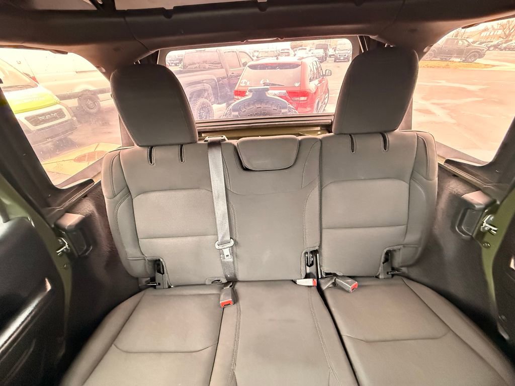 Used 2021 Jeep Wrangler Unlimited Willys image 16