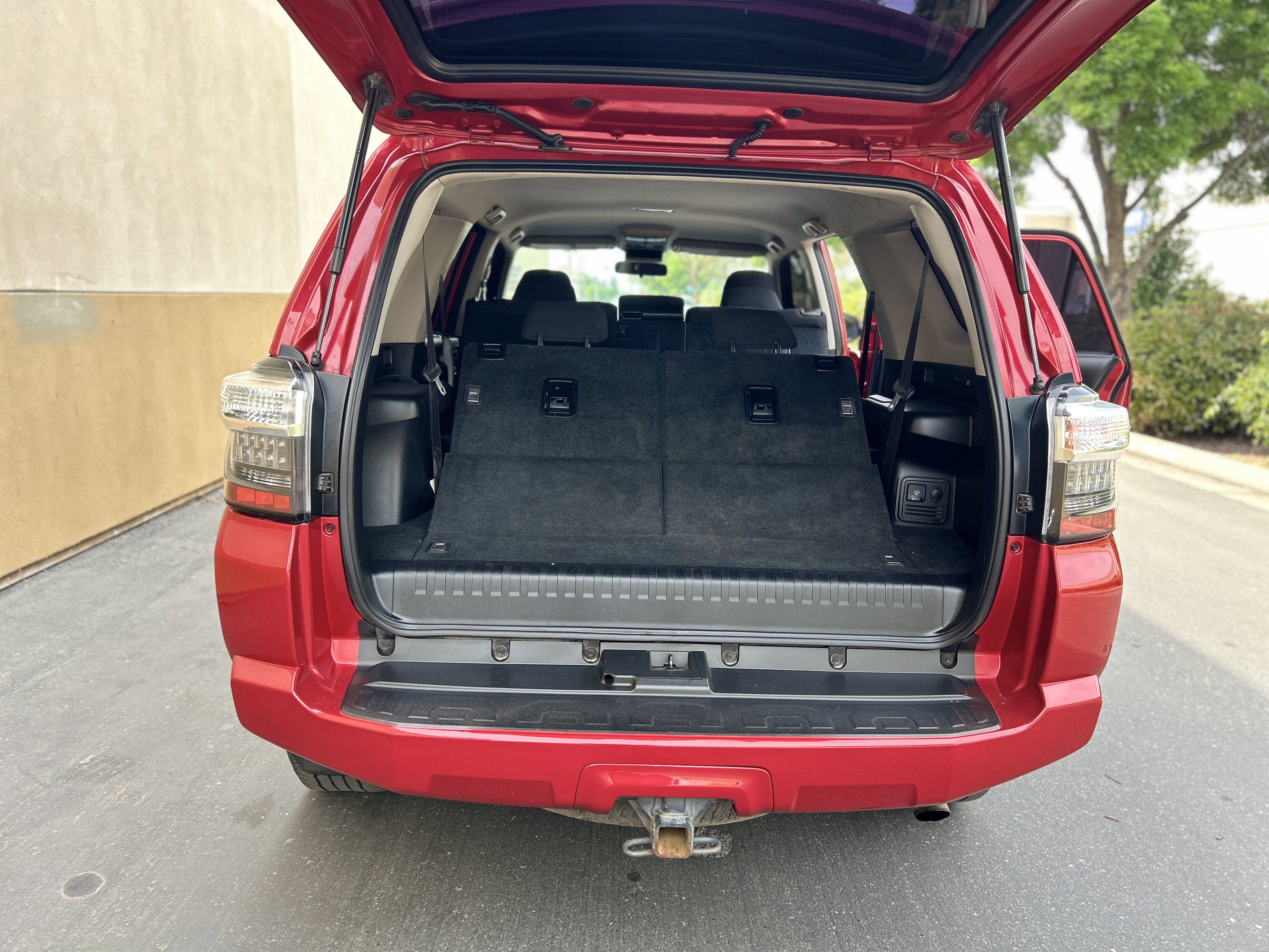 Used 2015 Toyota 4Runner SR5 image 9