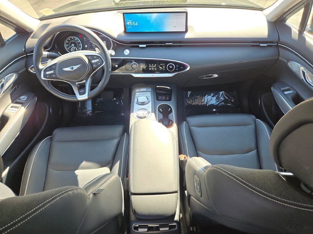 Used 2025 Genesis Electrified GV70 AWD/4WD image 19