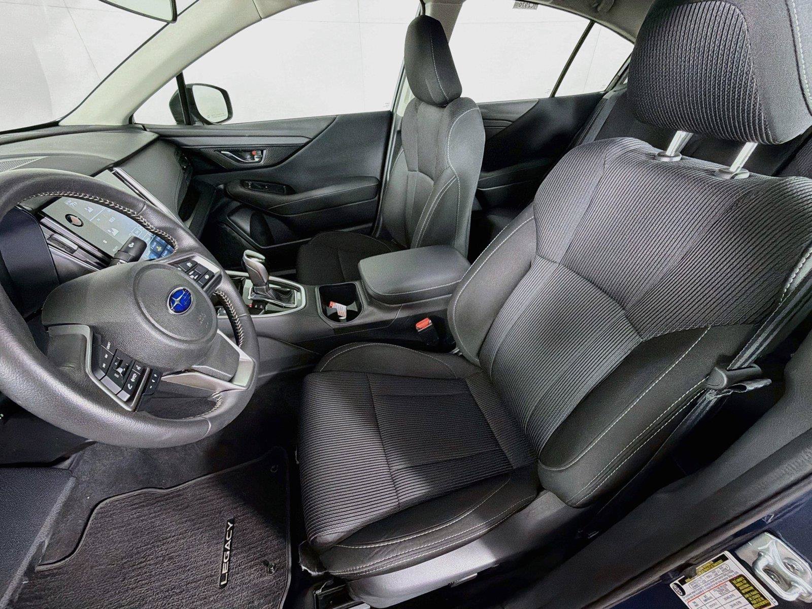 Used 2025 Subaru Legacy Premium AWD/4WD image 2
