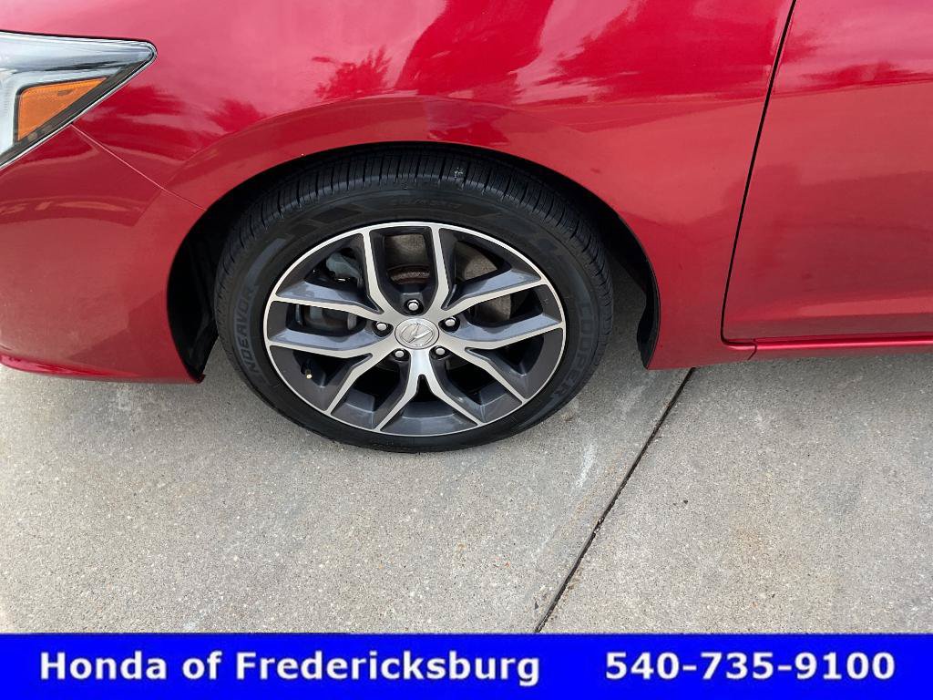 Used 2019 Acura ILX FWD image 10