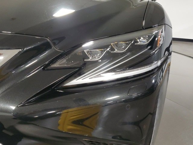 Used 2019 Lexus LS 500h 500h Base image 29