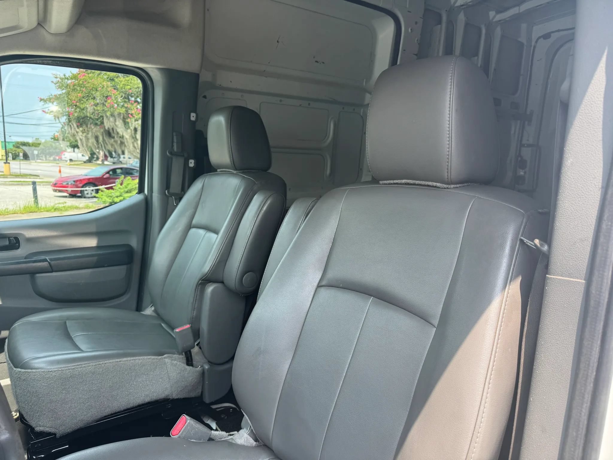 Used 2015 Nissan NV 2500 S w/ Power Package RWD image 18