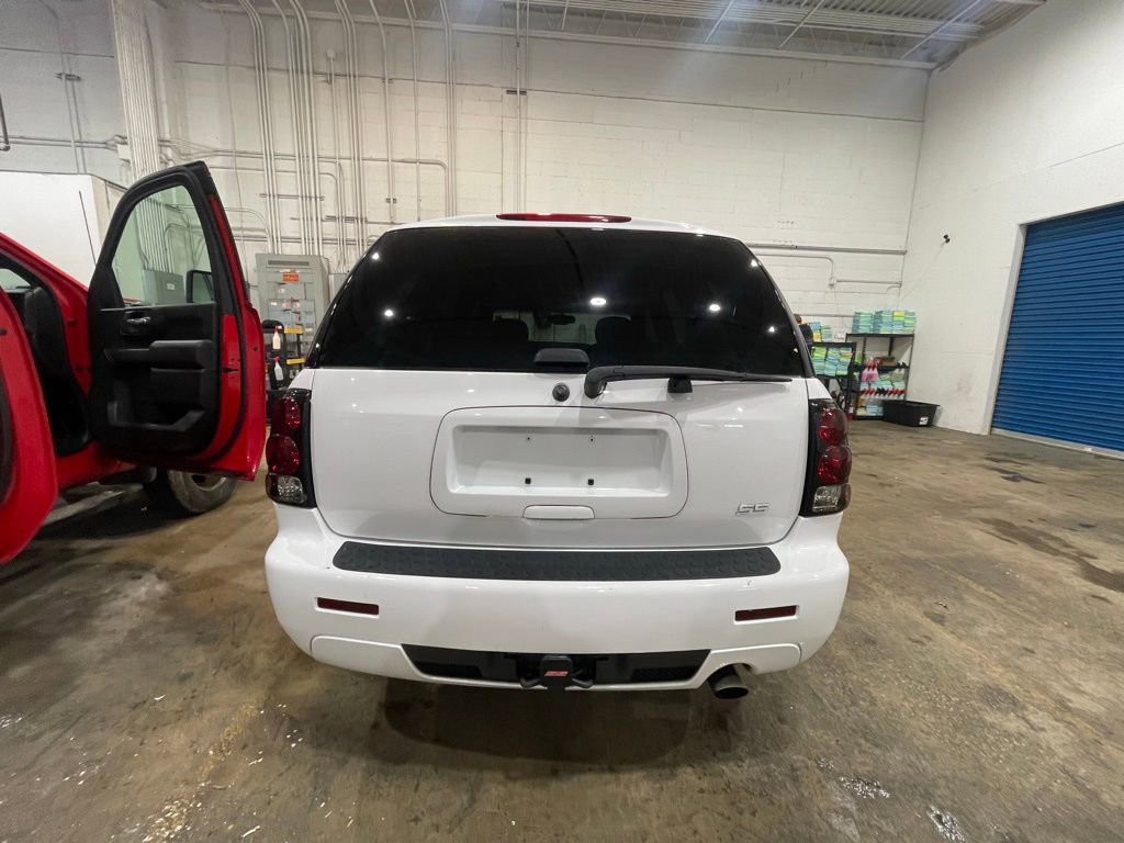 Used 2008 Chevrolet TrailBlazer SS w/ Sun And Sound Package image 5