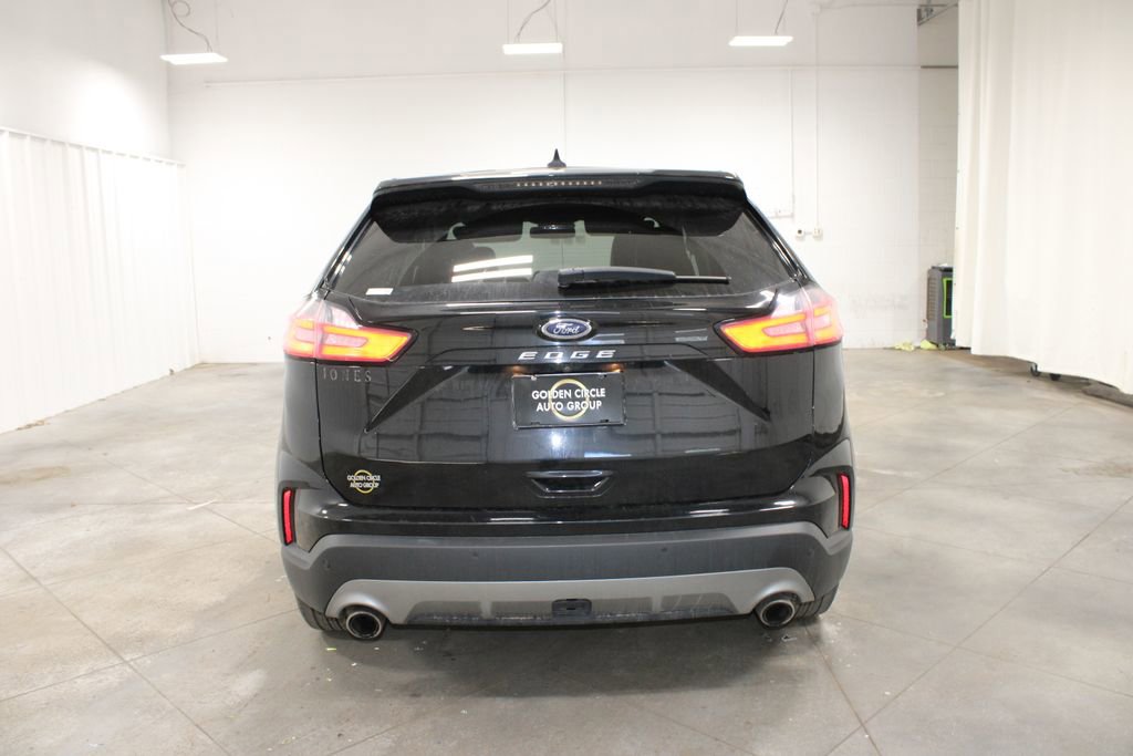 Used 2021 Ford Edge Titanium image 9