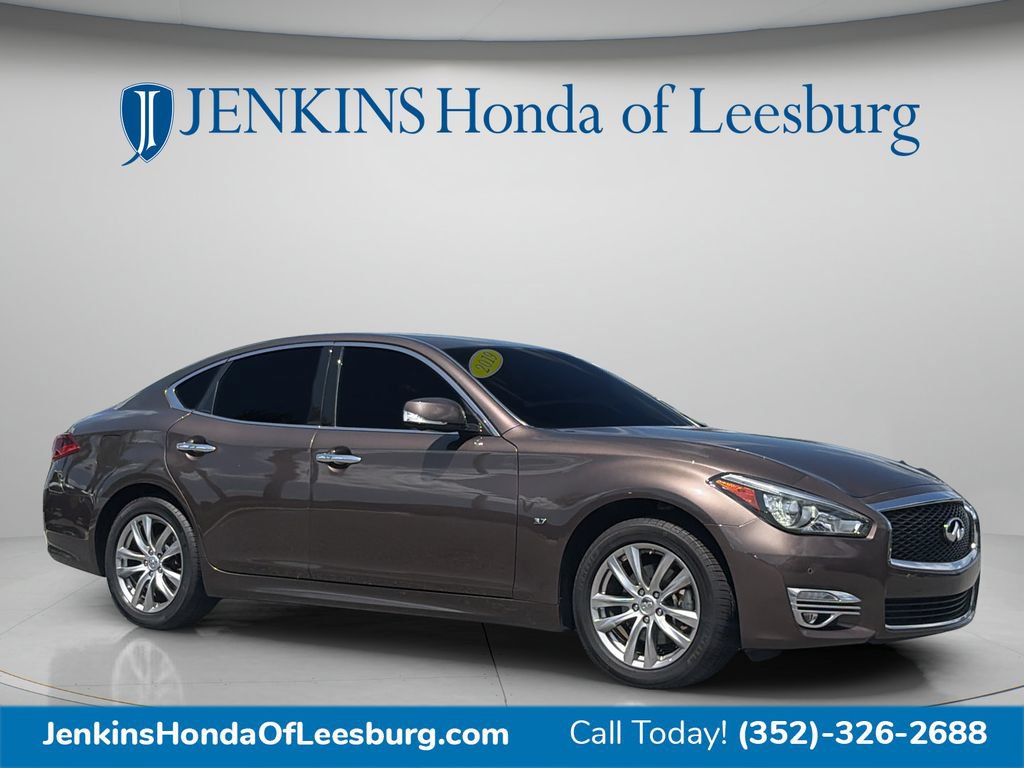 Used 2019 INFINITI Q70 Luxe AWD/4WD image 1