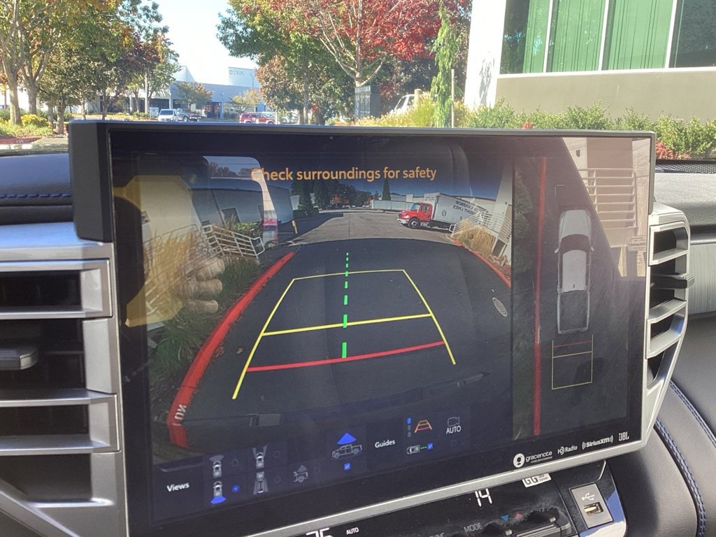 Used 2023 Toyota Tundra Platinum image 19