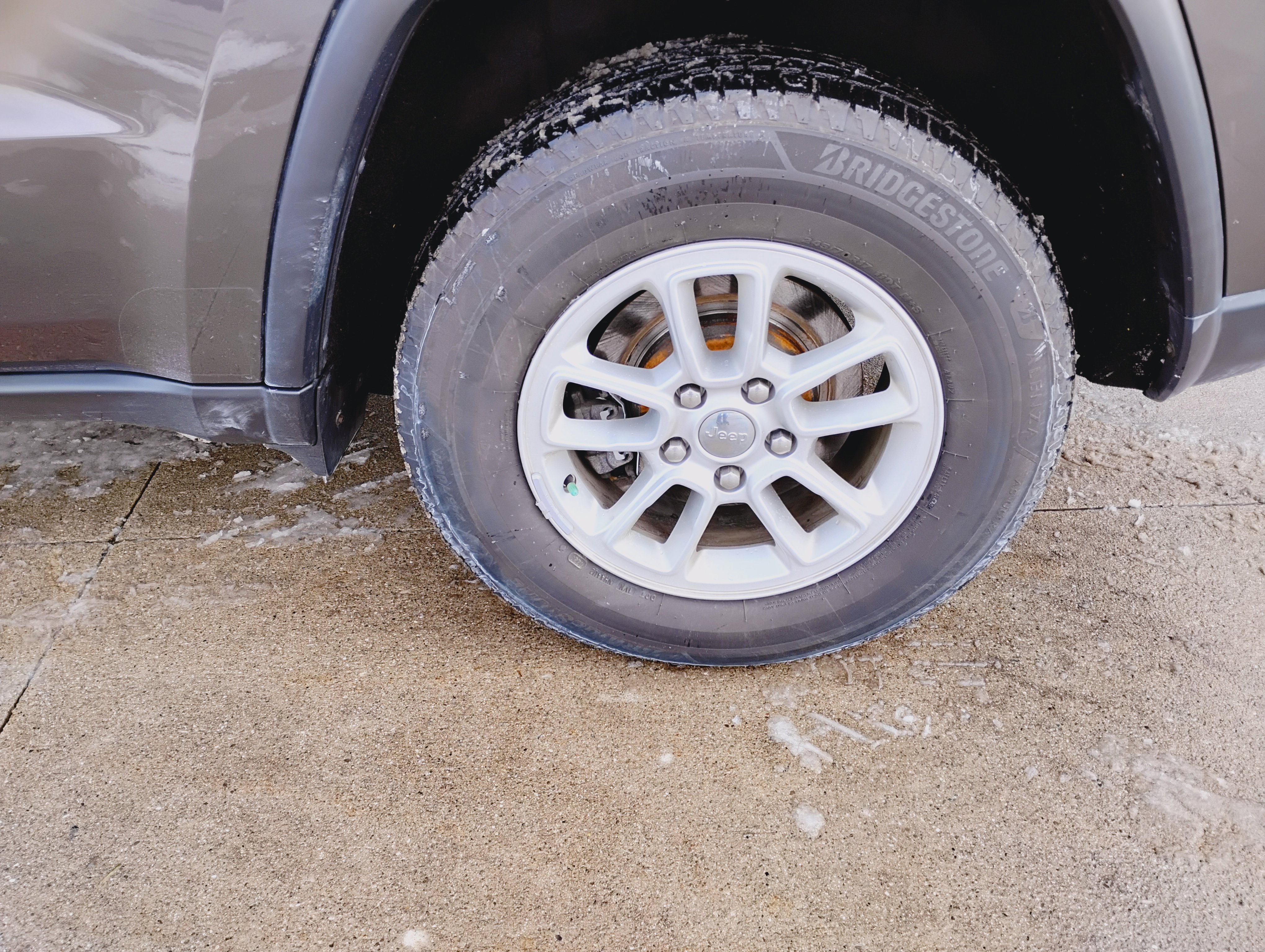 Used 2020 Jeep Grand Cherokee Laredo image 24