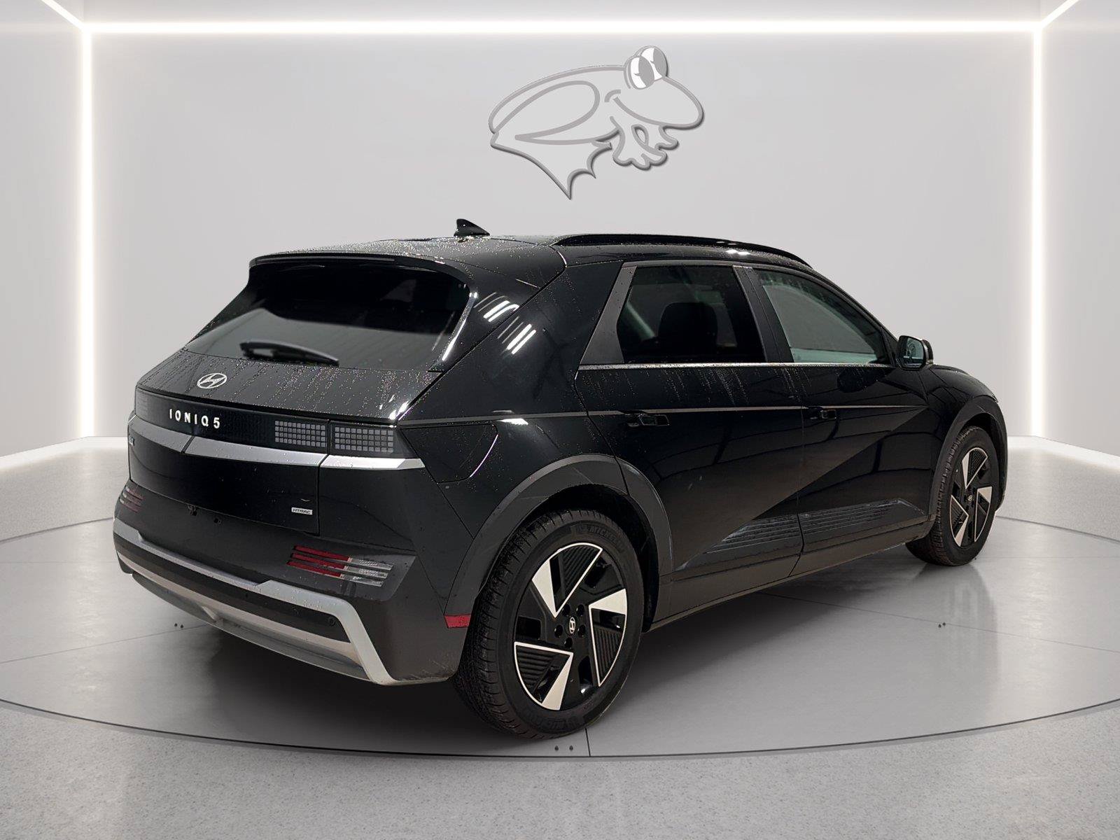 Used 2025 Hyundai Ioniq 5 SEL AWD/4WD image 5