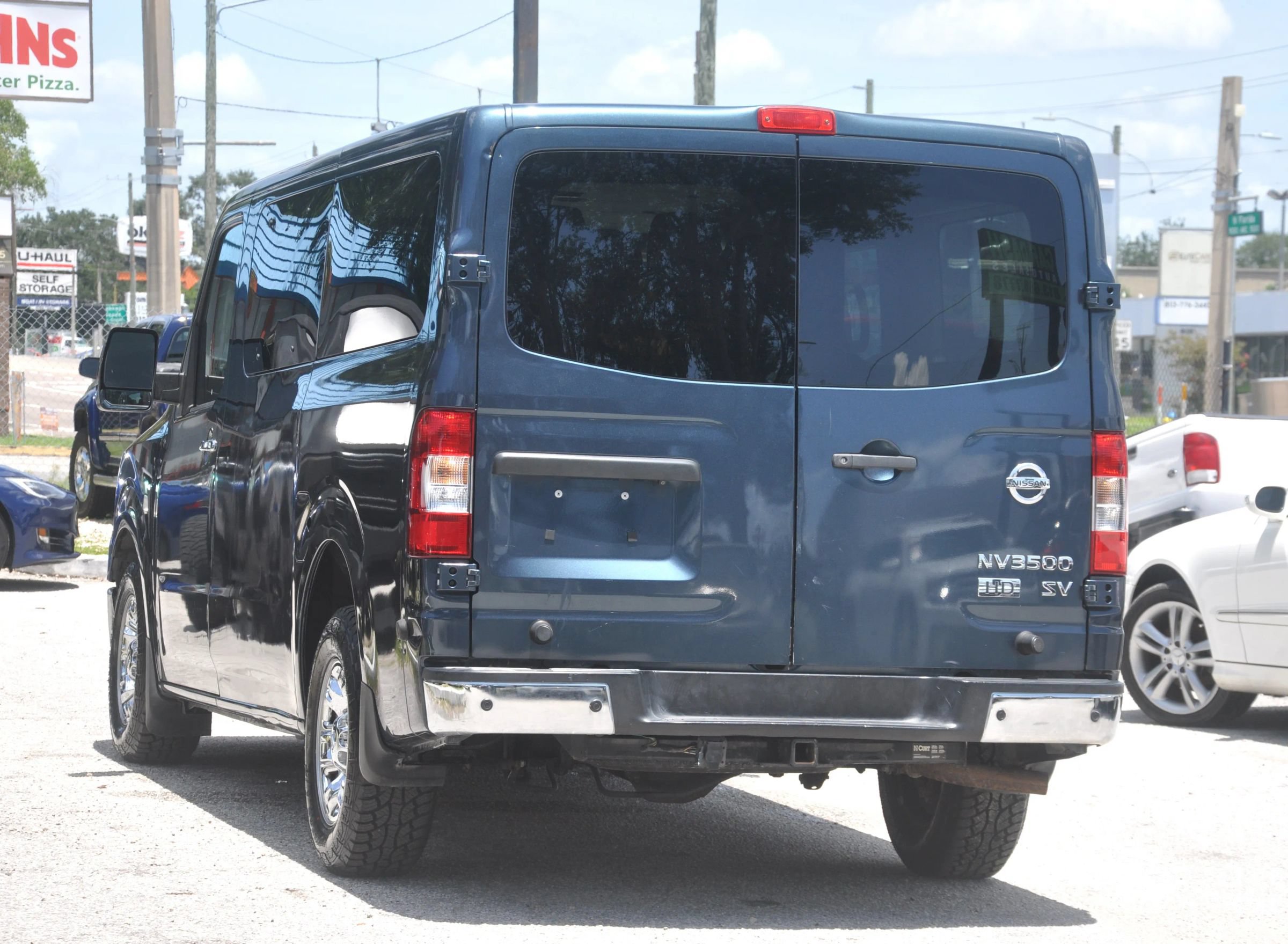 Used 2013 Nissan NV 3500 SV w/ Technology Pkg RWD image 34